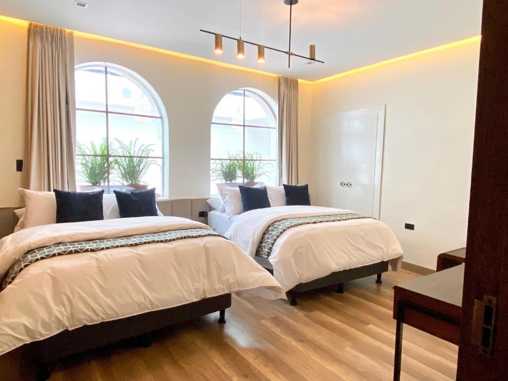Wanderlot - Hotel Plaza Central Riobamba Zewnętrze zdjęcie