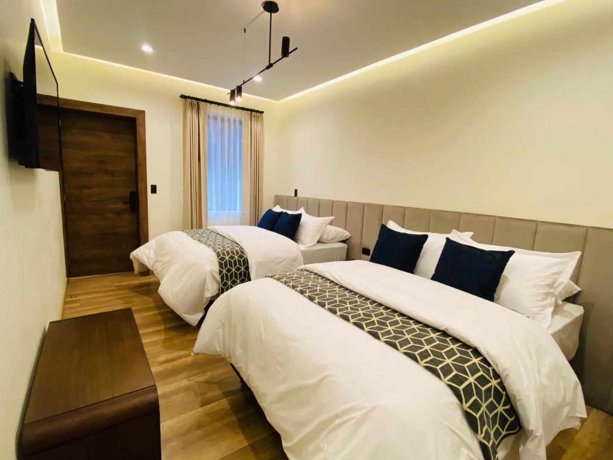 Wanderlot - Hotel Plaza Central Riobamba Zewnętrze zdjęcie