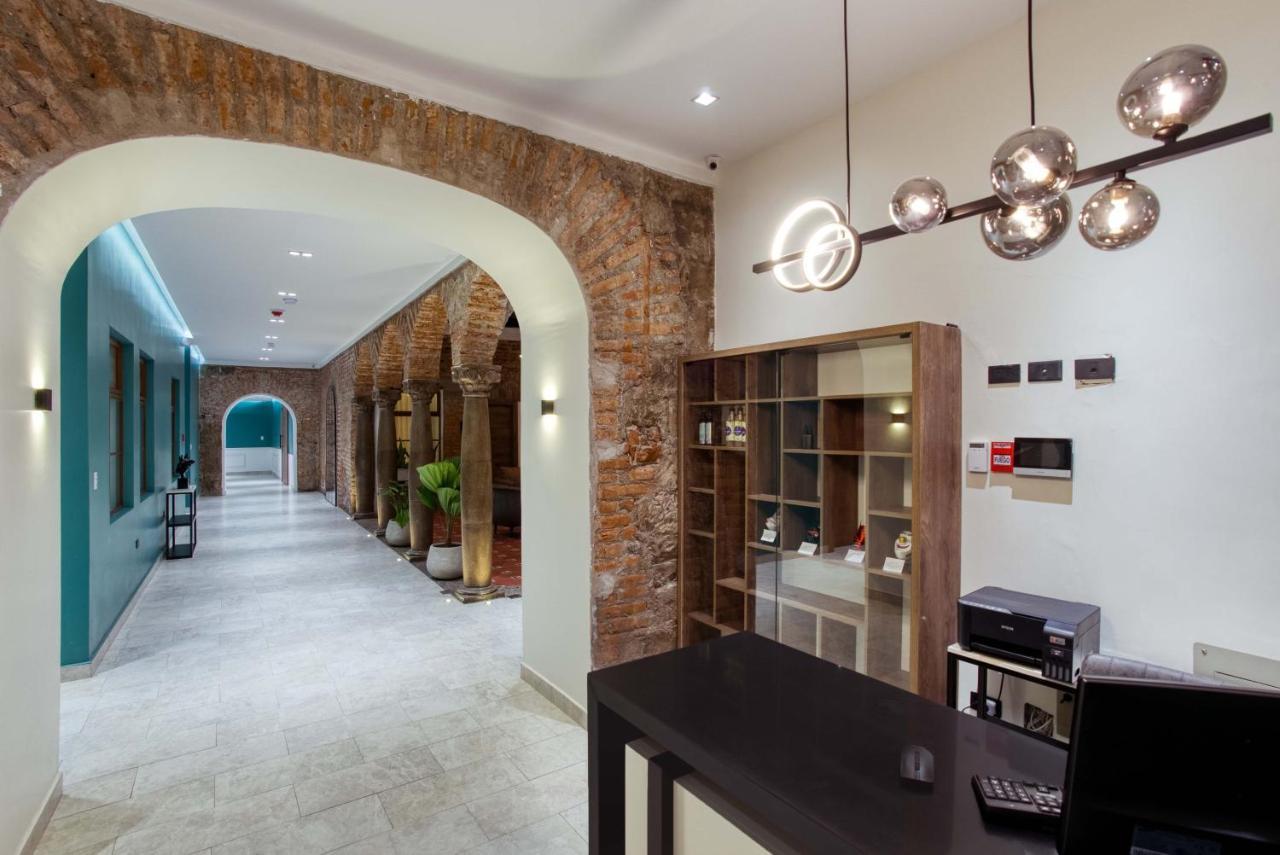 Wanderlot - Hotel Plaza Central Riobamba Zewnętrze zdjęcie