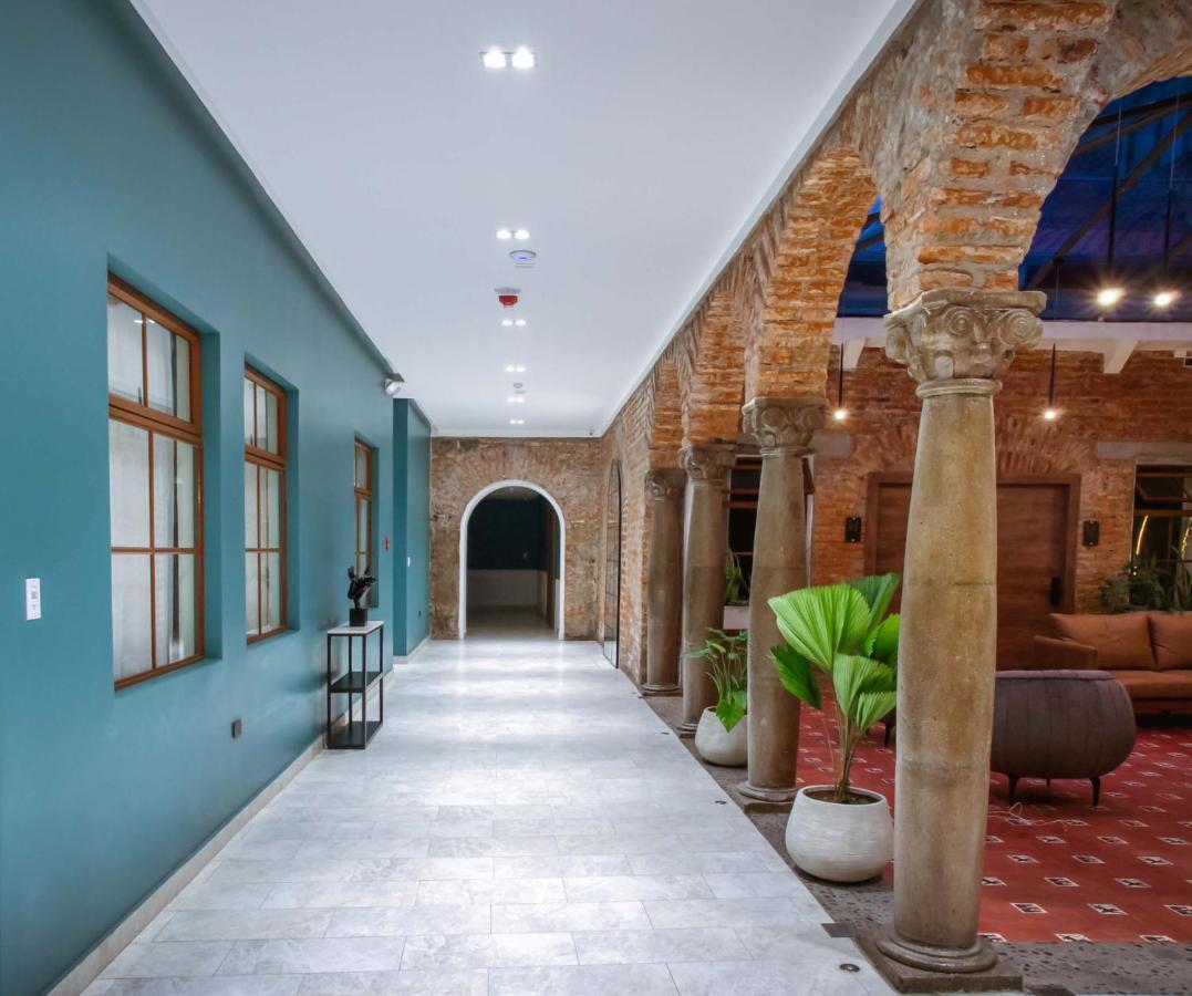 Wanderlot - Hotel Plaza Central Riobamba Zewnętrze zdjęcie
